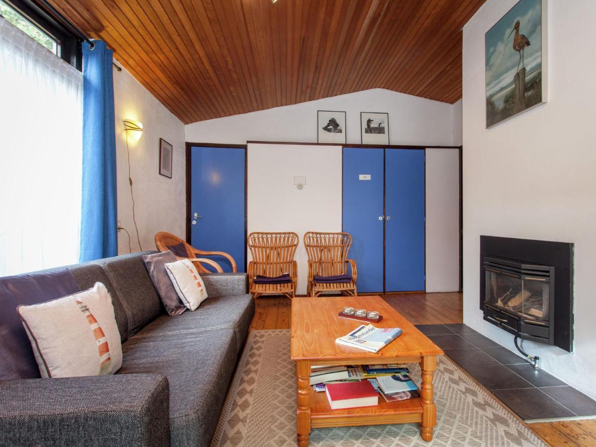 Bungalow In Nes On Ameland With Spacious Terrace Buitenkant foto